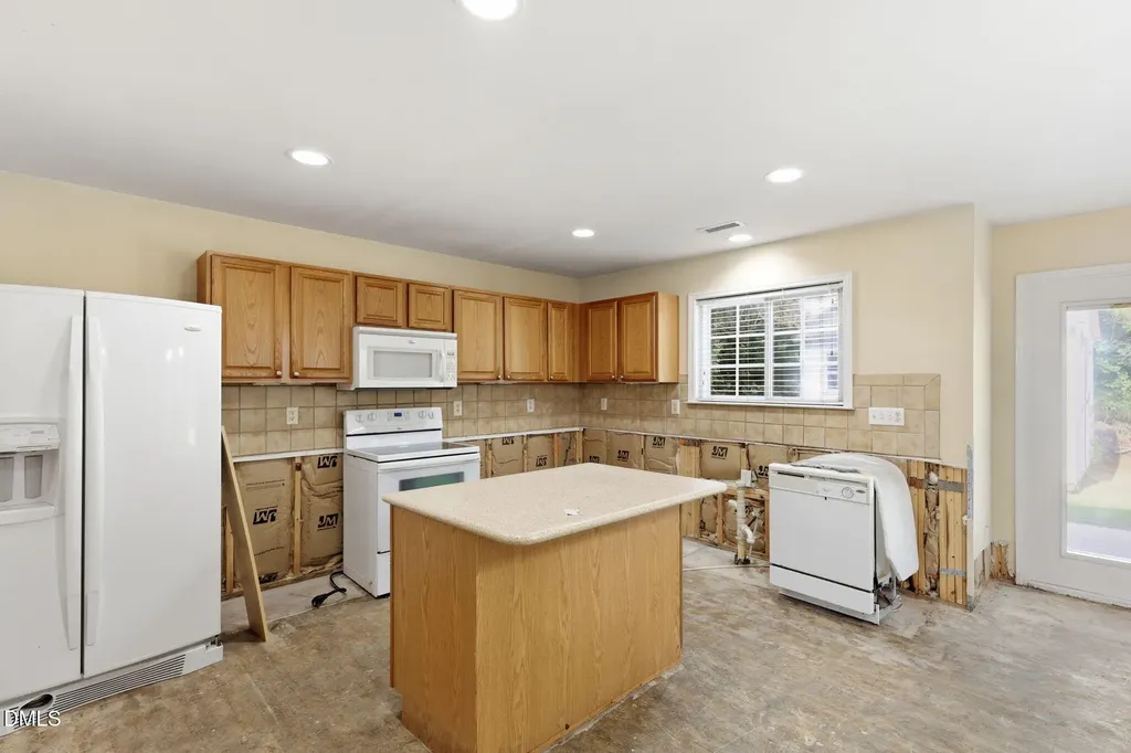 75 Averasboro Drive Clayton NC 27520