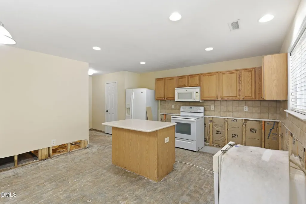 75 Averasboro Drive Clayton NC 27520