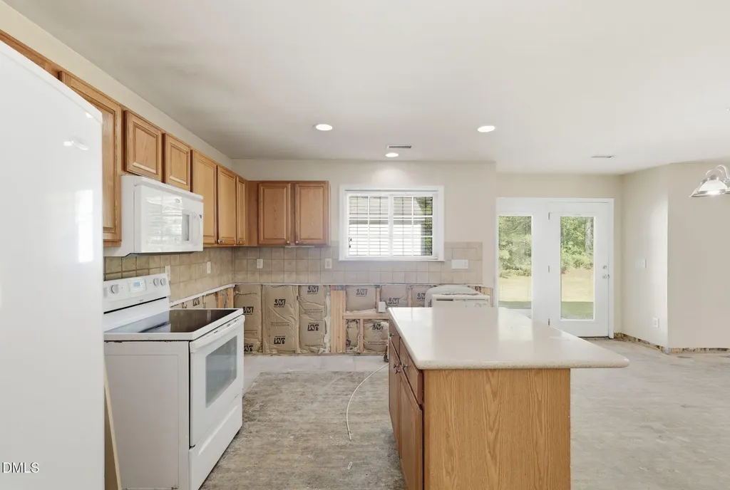 75 Averasboro Drive Clayton NC 27520