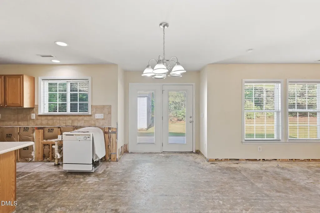 75 Averasboro Drive Clayton NC 27520