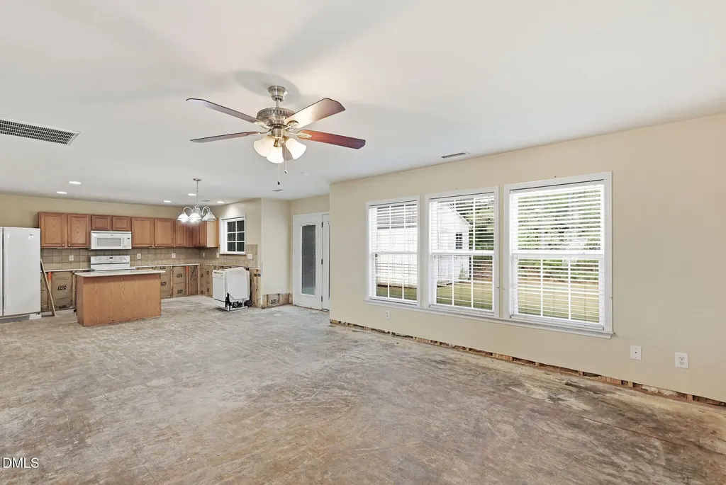 75 Averasboro Drive Clayton NC 27520