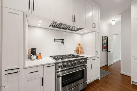 102 Ormsby Court Cary NC 27519