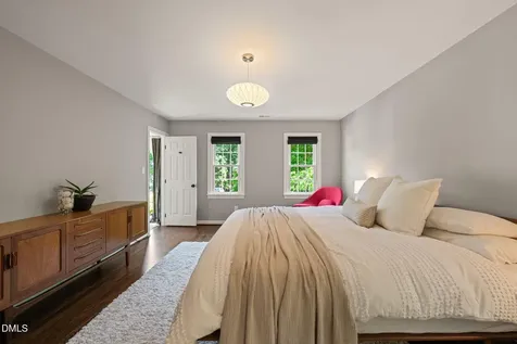 102 Ormsby Court Cary NC 27519