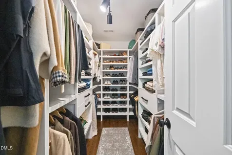 102 Ormsby Court Cary NC 27519