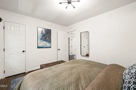 102 Ormsby Court Cary NC 27519