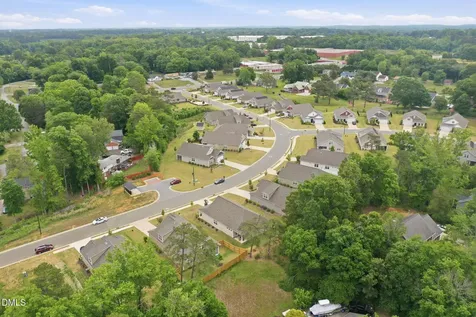 1648 Abberly Place Graham NC 27253