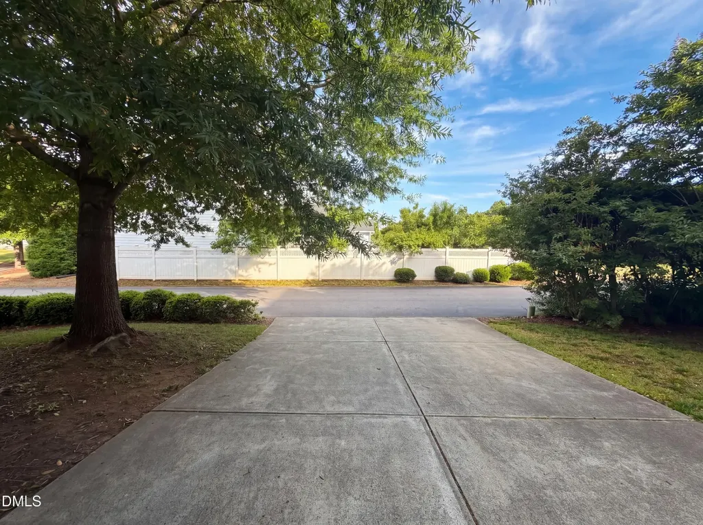 1214 Ileagnes Road Raleigh NC 27603