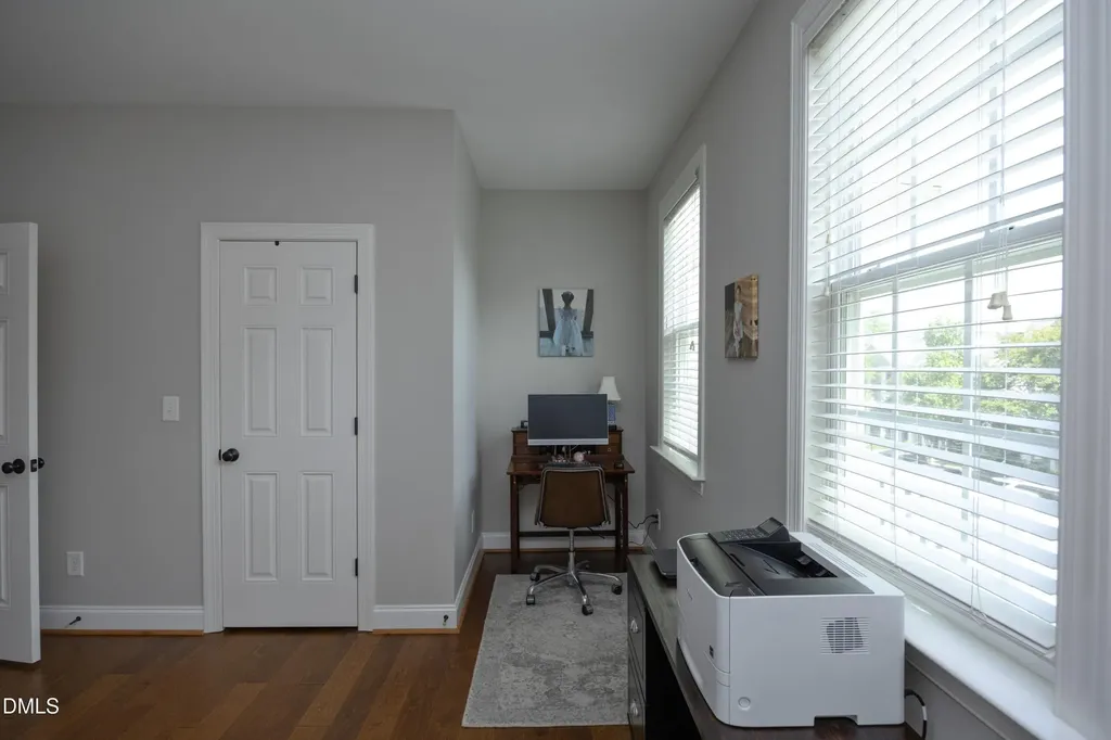 1022 Christopher Drive Chapel Hill NC 27517