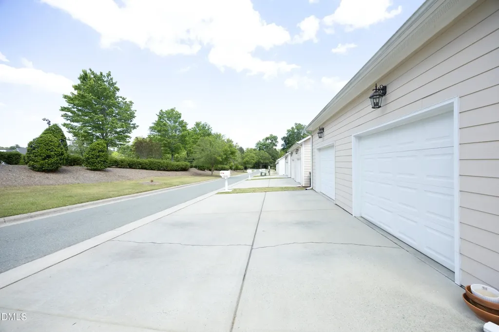 1022 Christopher Drive Chapel Hill NC 27517