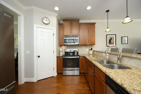 1022 Christopher Drive Chapel Hill NC 27517