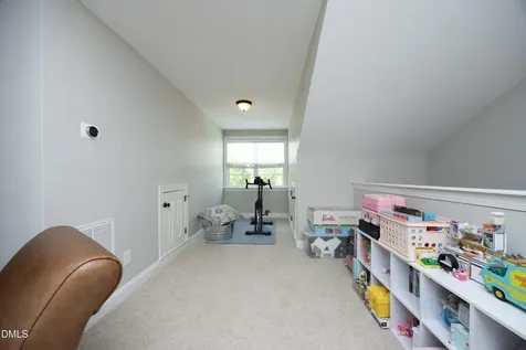 1022 Christopher Drive Chapel Hill NC 27517