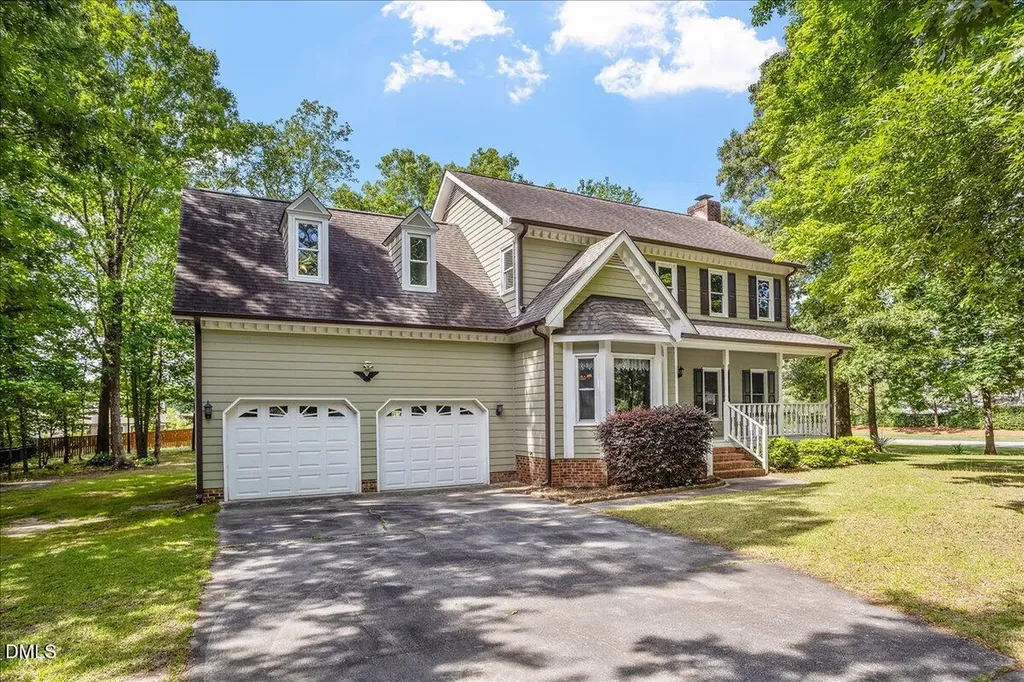 1200 Concordia Court Fuquay Varina NC 27526