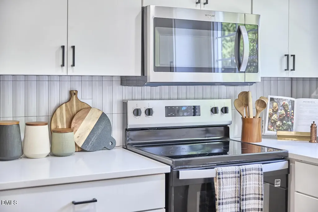 2613 Mcneil Street Raleigh NC 27608