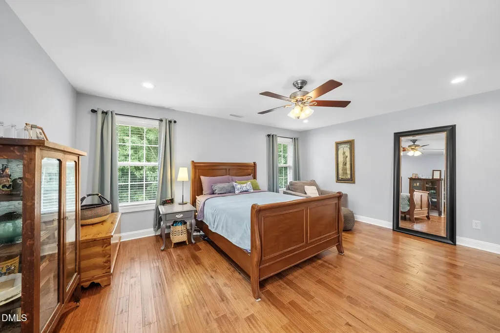 305 Holly Thorn Trace Holly Springs NC 27540
