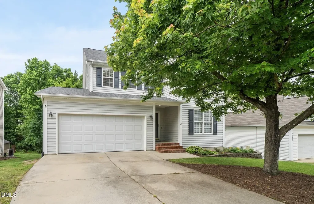 305 Holly Thorn Trace Holly Springs NC 27540