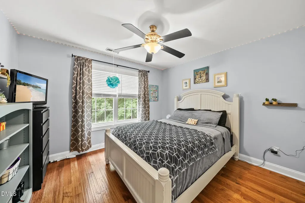 305 Holly Thorn Trace Holly Springs NC 27540