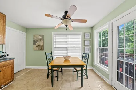 305 Holly Thorn Trace Holly Springs NC 27540