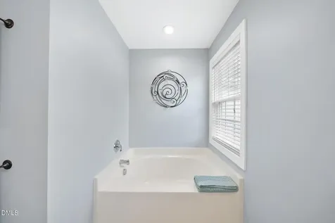 305 Holly Thorn Trace Holly Springs NC 27540