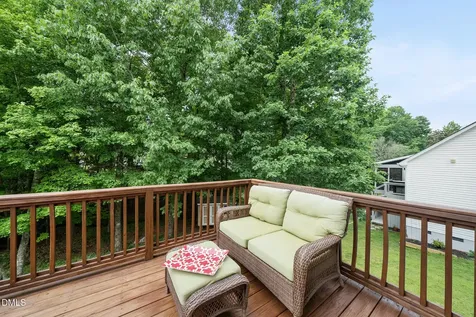 305 Holly Thorn Trace Holly Springs NC 27540