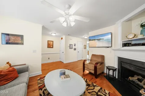 305 Holly Thorn Trace Holly Springs NC 27540