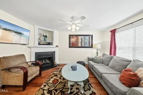 305 Holly Thorn Trace Holly Springs NC 27540