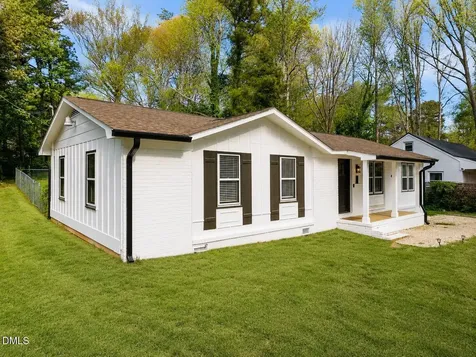 6901 Baywood Drive Raleigh NC 27613