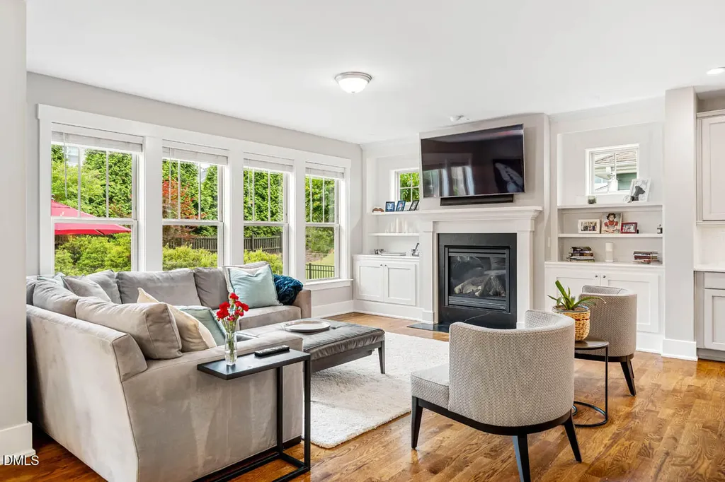 20 Tarwick Avenue Chapel Hill NC 27516