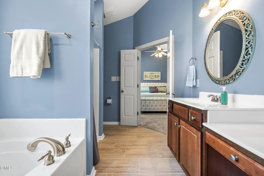 10 Wyndham Place Drive Fuquay Varina NC 27526
