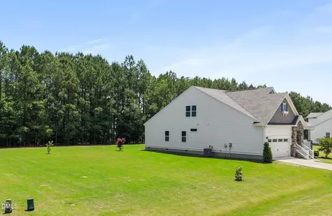 1213 Huffington Oak Drive Willow Springs NC 27592