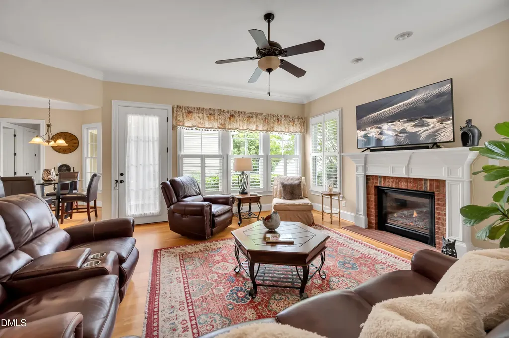 82 Saxapahaw Run Chapel Hill NC 27516