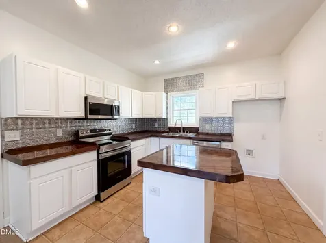 6039 Saint Andrews Drive Sanford NC 27332