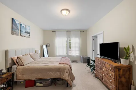 708 Ennis Creek Lane Cary NC 27513