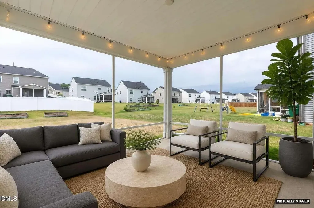 2012 Heisser Lane Fuquay Varina NC 27526