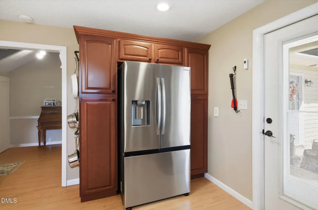 206 Third Avenue SE Taylorsville NC 28681