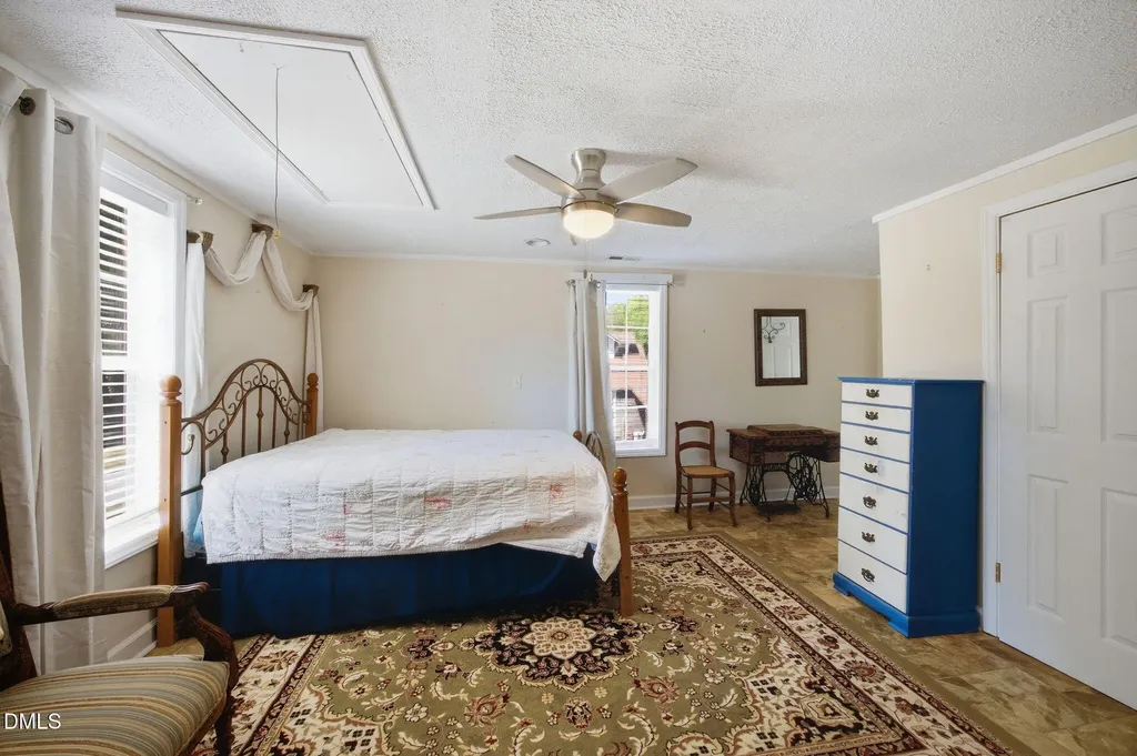 206 Third Avenue SE Taylorsville NC 28681