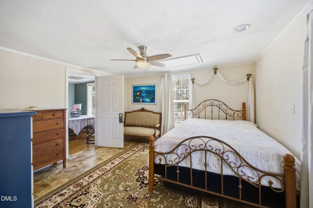 206 Third Avenue SE Taylorsville NC 28681