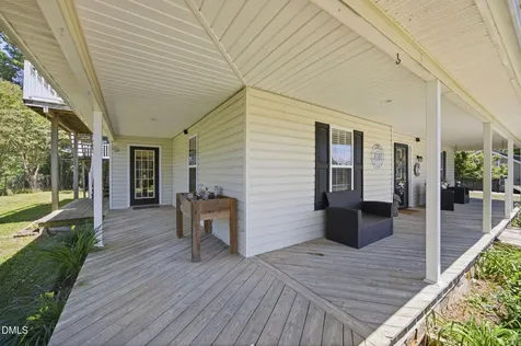 206 Third Avenue SE Taylorsville NC 28681