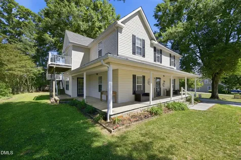 206 Third Avenue SE Taylorsville NC 28681