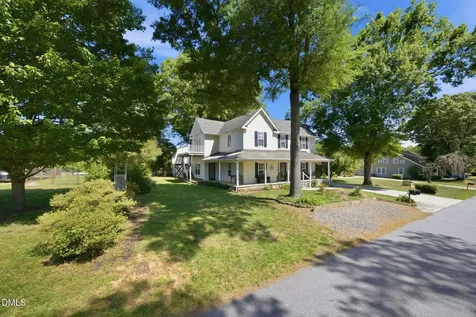 206 Third Avenue SE Taylorsville NC 28681