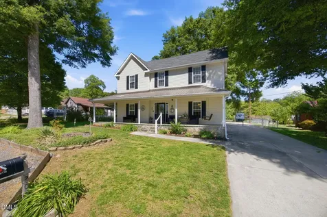 206 Third Avenue SE Taylorsville NC 28681