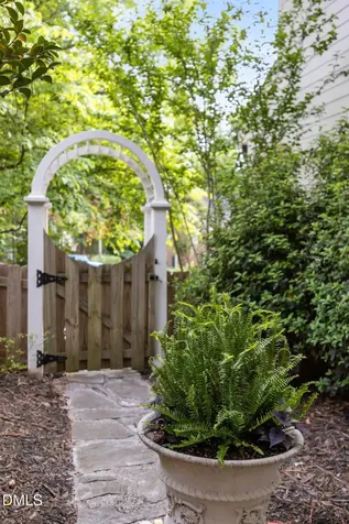 102 Parkgrove Court Cary NC 27519