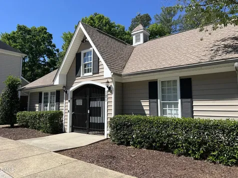 102 Parkgrove Court Cary NC 27519