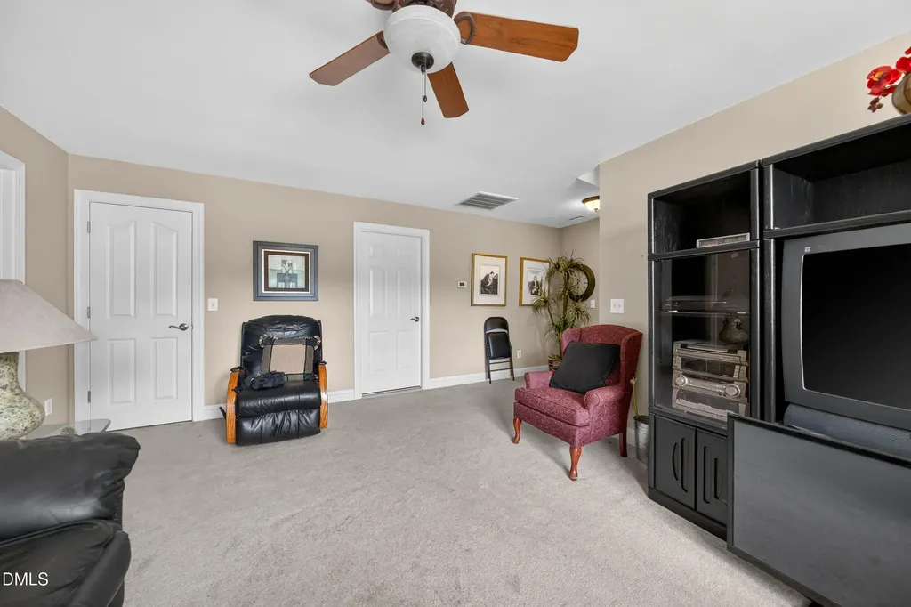 9408 Lake Villa Way Raleigh NC 27614