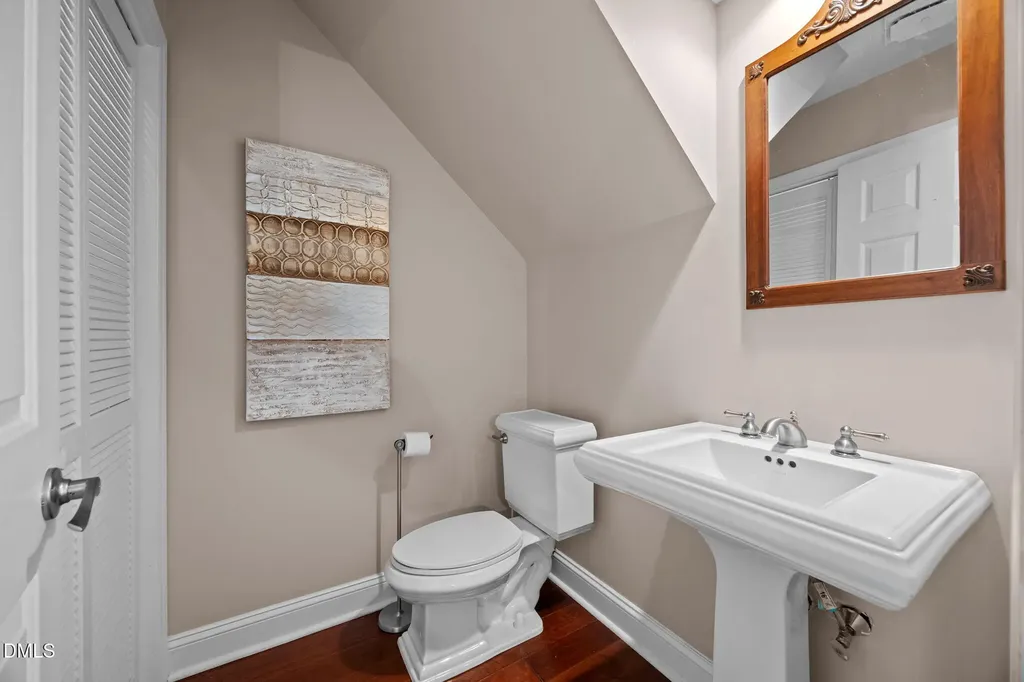 5530 Forest Oaks Drive Raleigh NC 27609