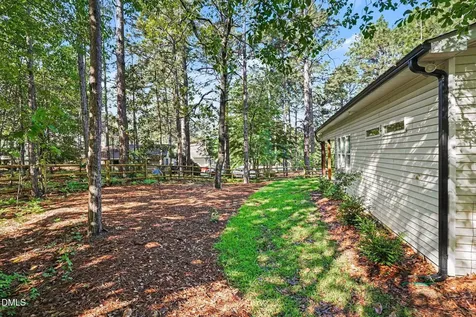 102 Dartmoor Lane Seven Lakes NC 27376