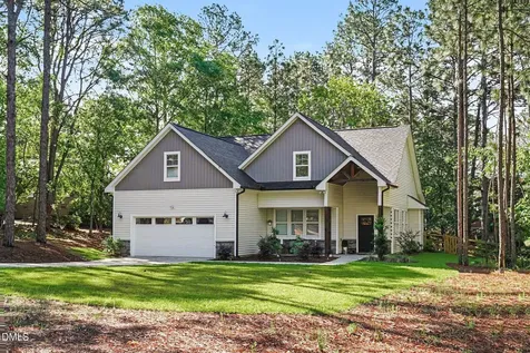 102 Dartmoor Lane Seven Lakes NC 27376