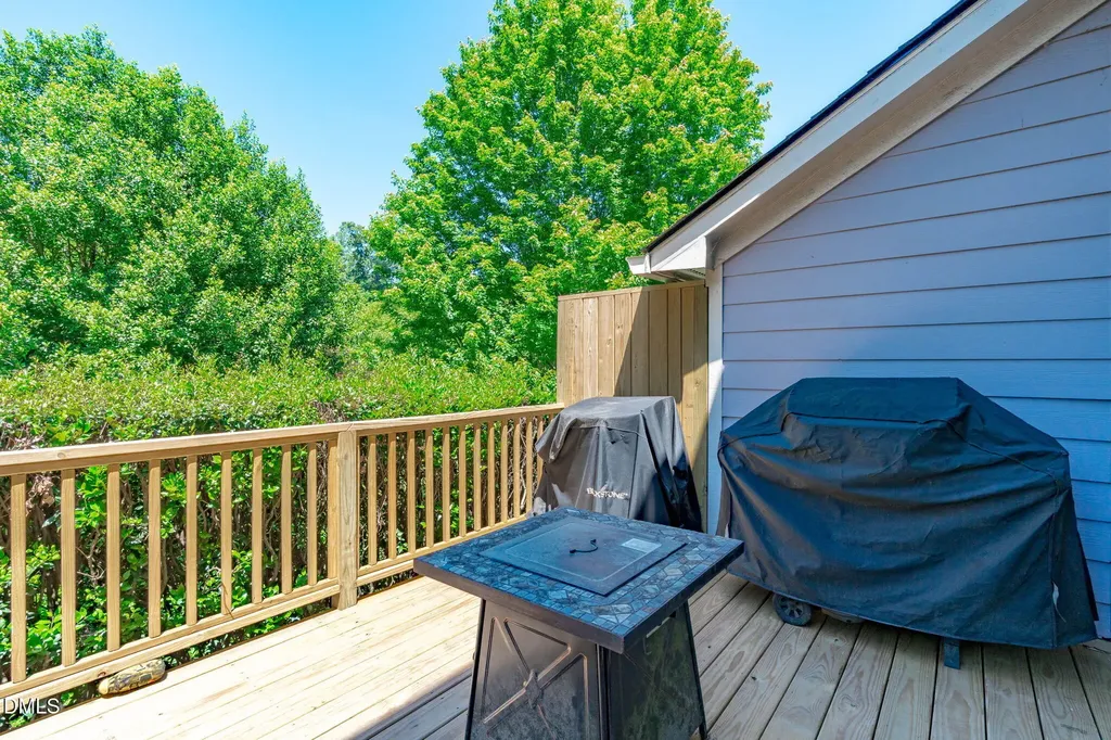 10402 Shadowlawn Drive Raleigh NC 27614