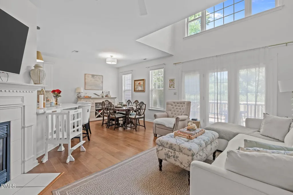 10402 Shadowlawn Drive Raleigh NC 27614