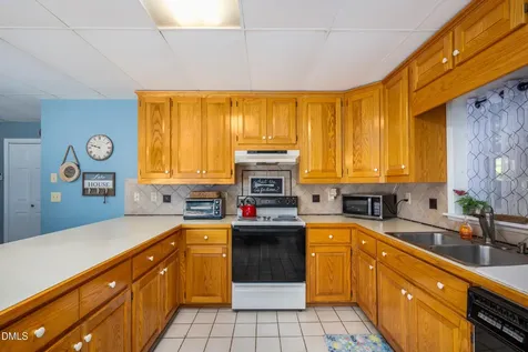3496 Pinehaven Drive New London NC 28127