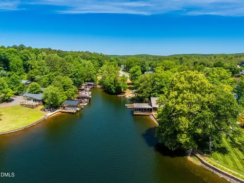 3496 Pinehaven Drive New London NC 28127